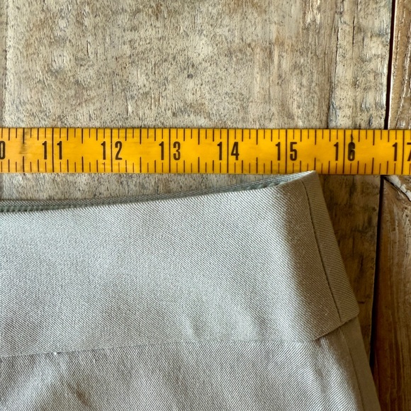 NWT Banana Republic Sloan Pencil Skirt in Khaki, Size 8 - Picture 7 of 8